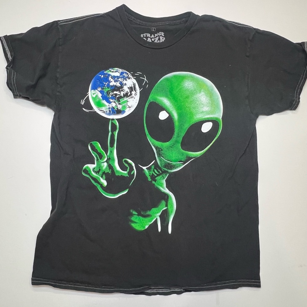 Strange Daze Large Cotton Screen Print Alien T-Shirt